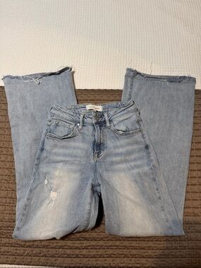 Risen Light Wash Women's Wide-Leg Jeans - Flared Hem 25